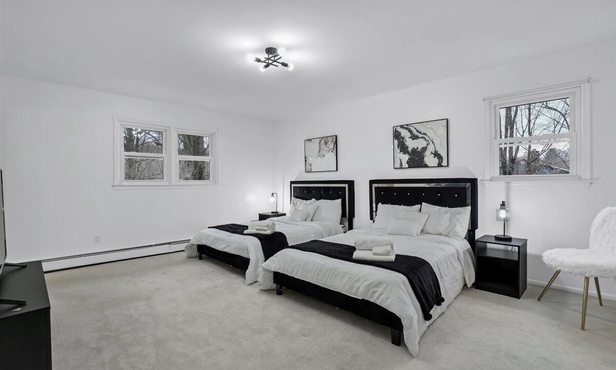 Photo of Bedroom in South Blooming Grove