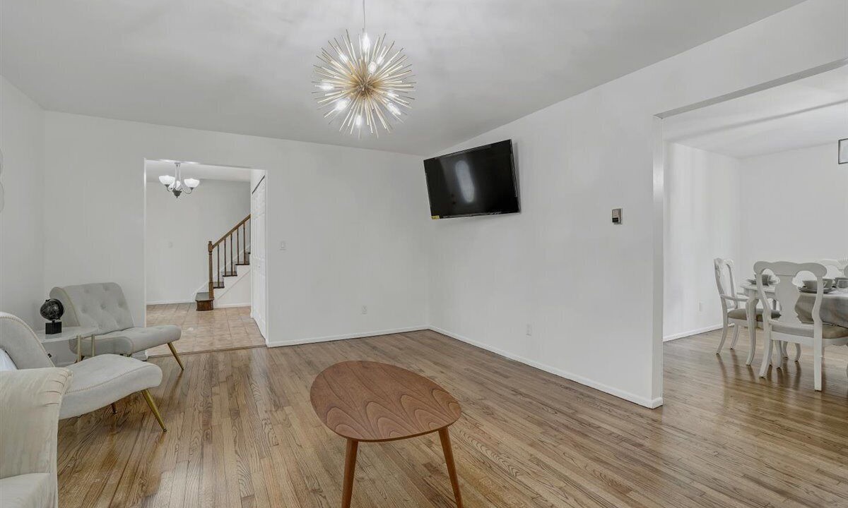 Photo of Others in South Blooming Grove