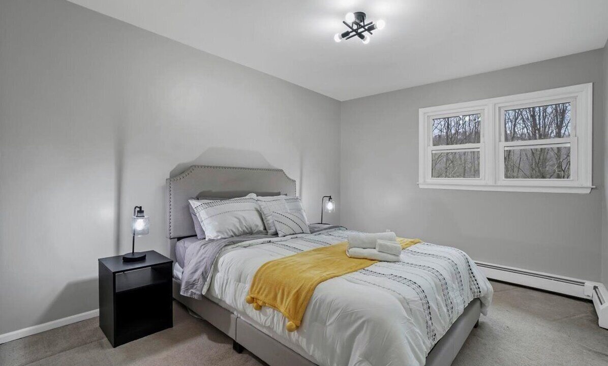 Photo of Bedroom in South Blooming Grove