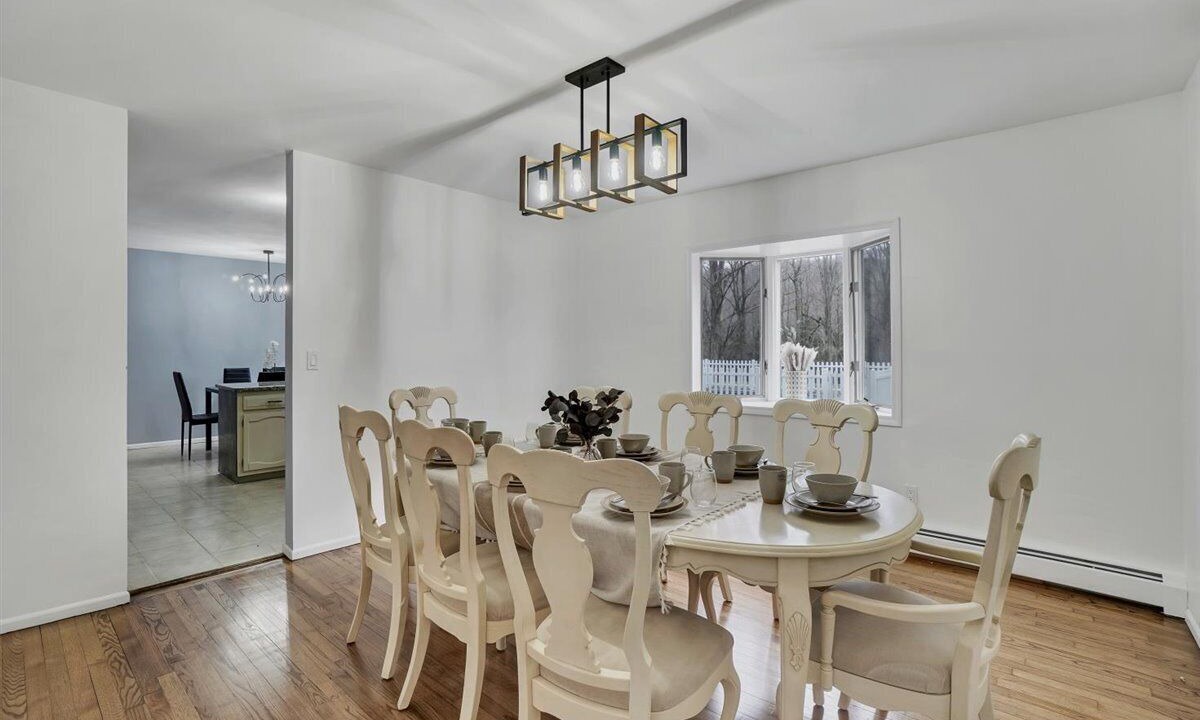 Photo of Others in South Blooming Grove