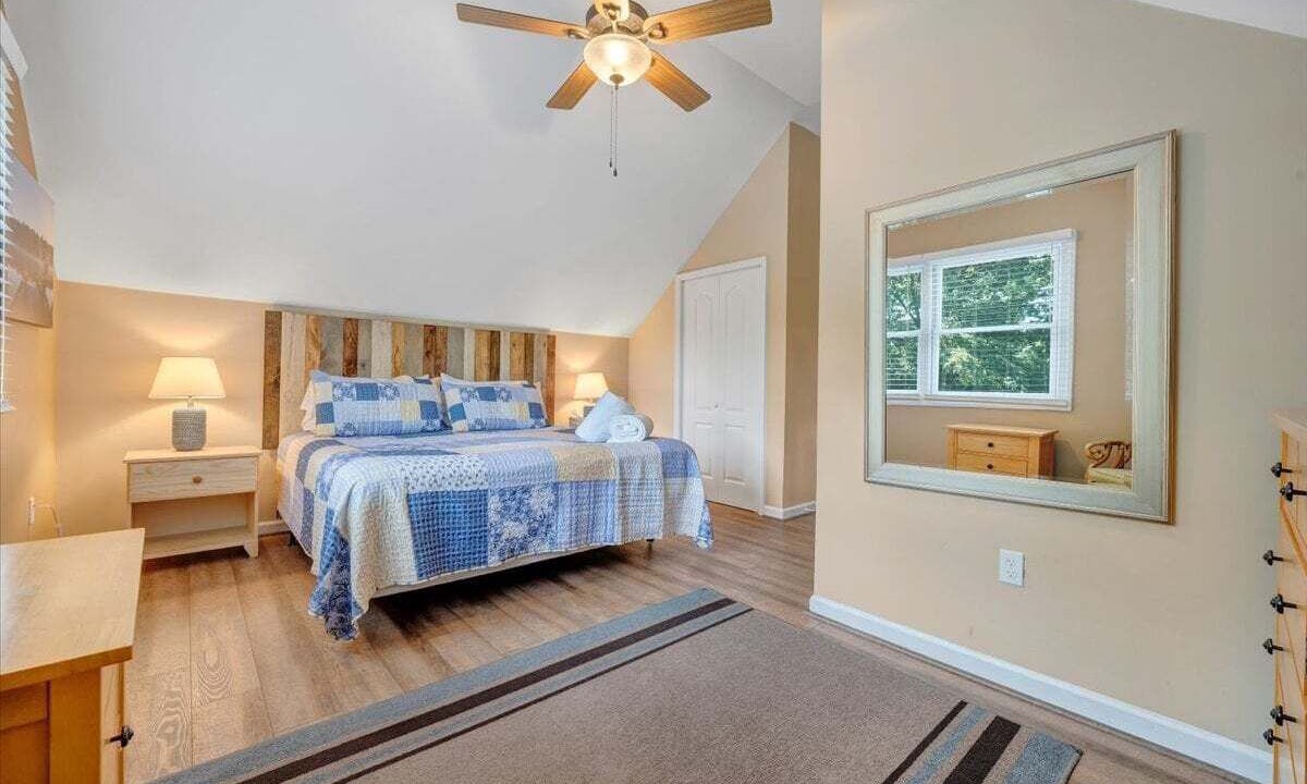 Photo of Bedroom in Huddleston