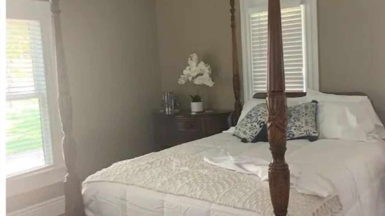 Photo of Bedroom in Bardstown