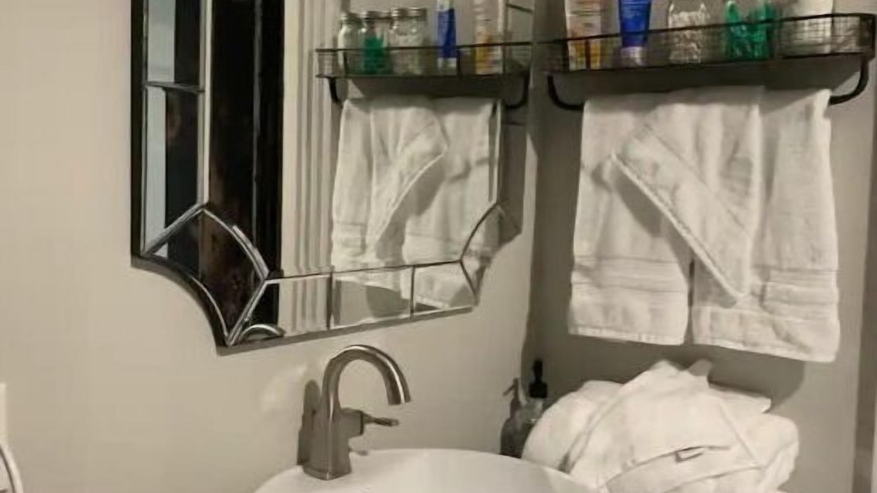 Photo of Bathroom in Bardstown