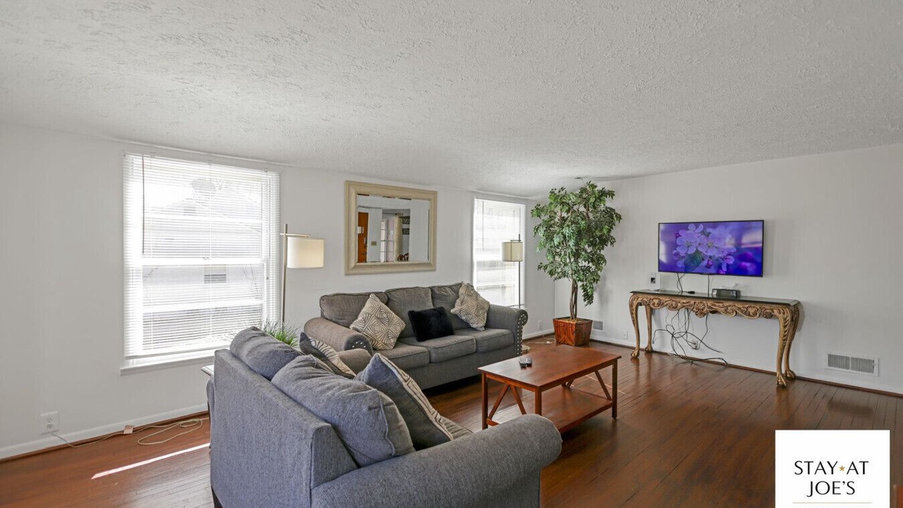 Photo of Livingroom in Wayne