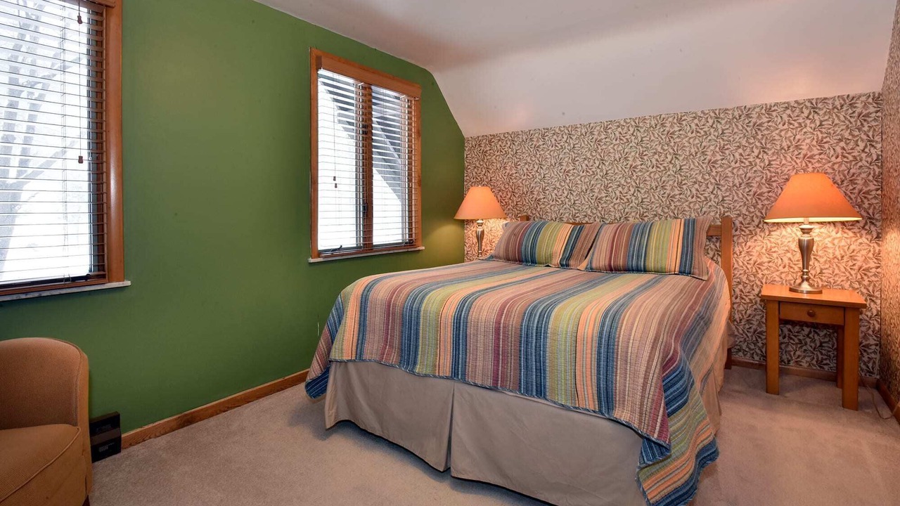 Photo of Bedroom in Seven Springs