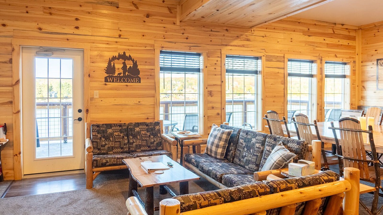 Photo of Livingroom in Houghton