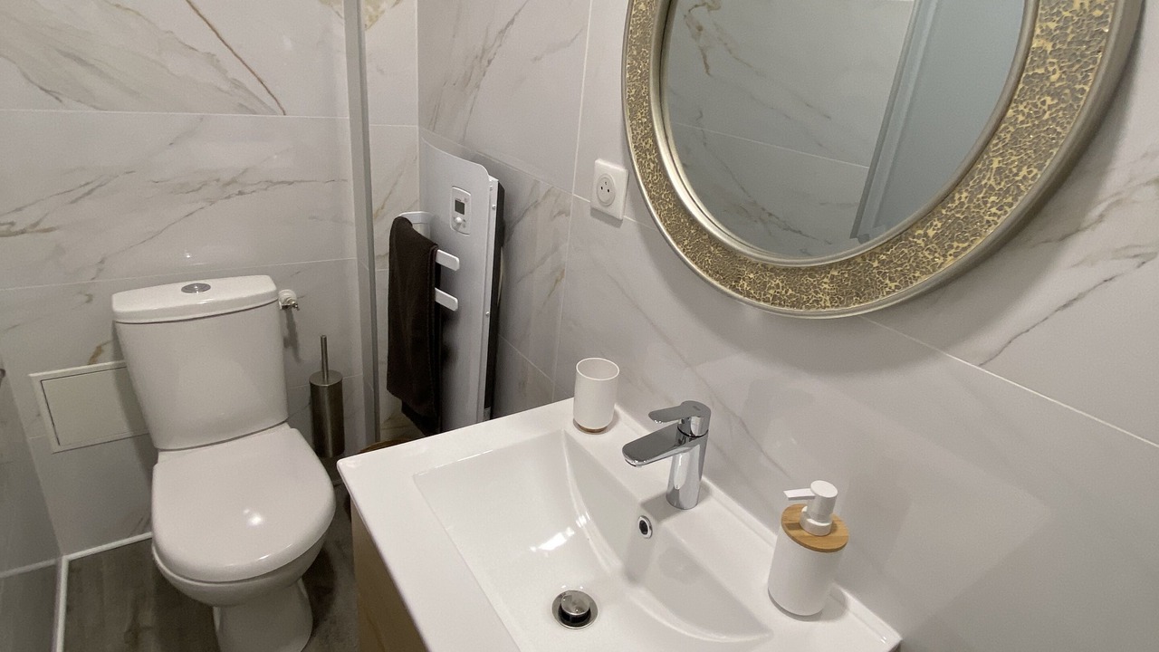 Photo of Bathroom in Saint-Quentin