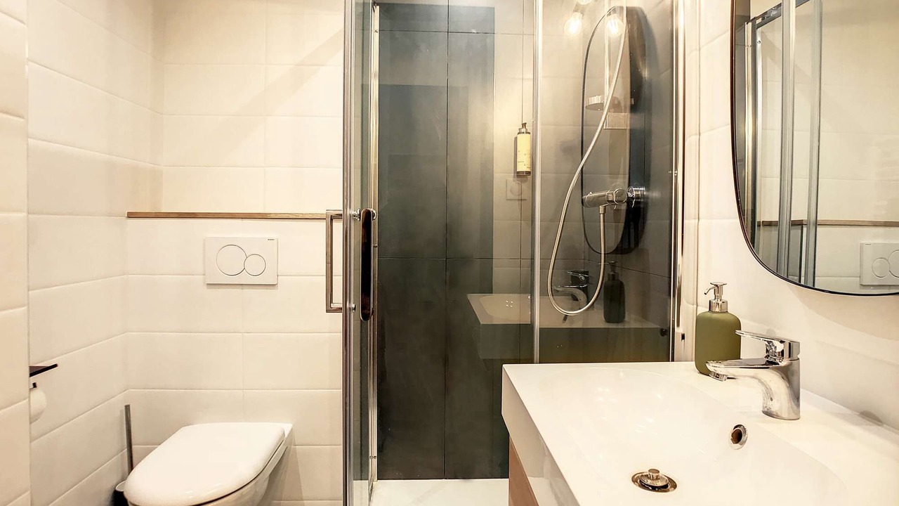 Photo of Bathroom in Ancely