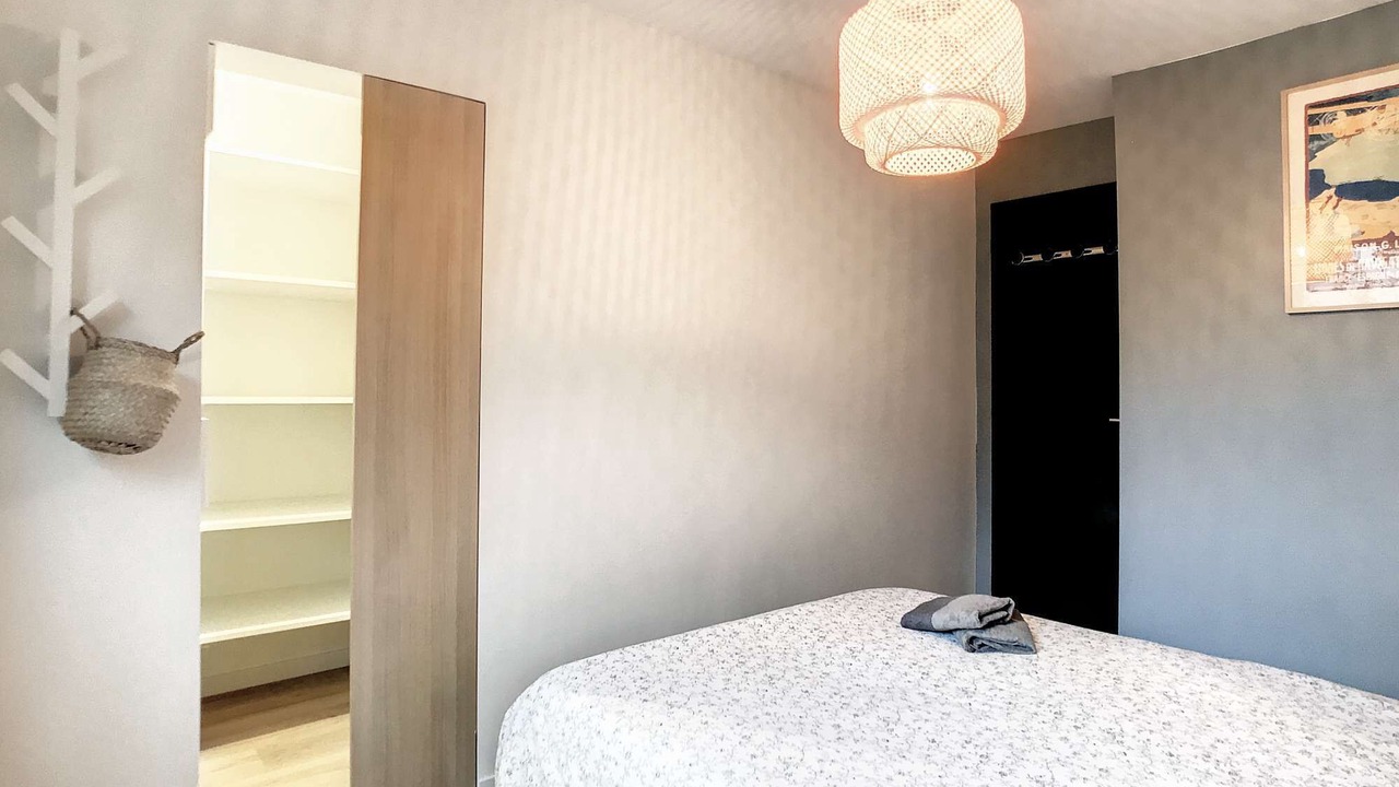 Photo of Bedroom in Ancely