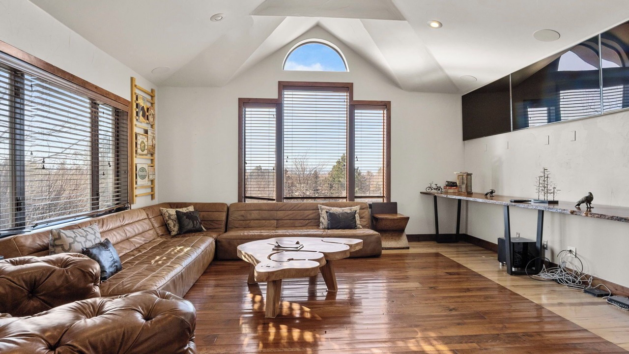 Photo of Livingroom in Foxfield