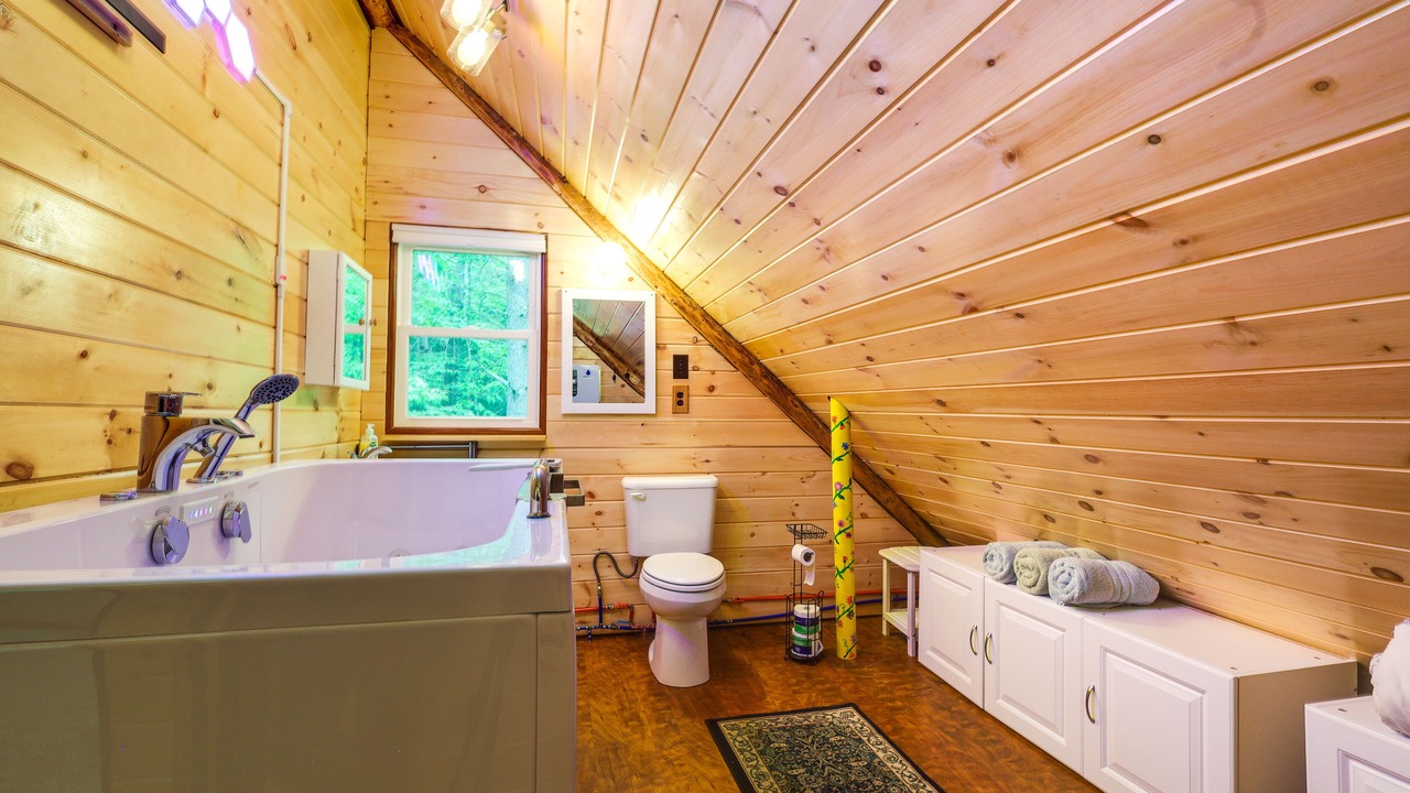 Photo of Bathroom in Elizabethtown