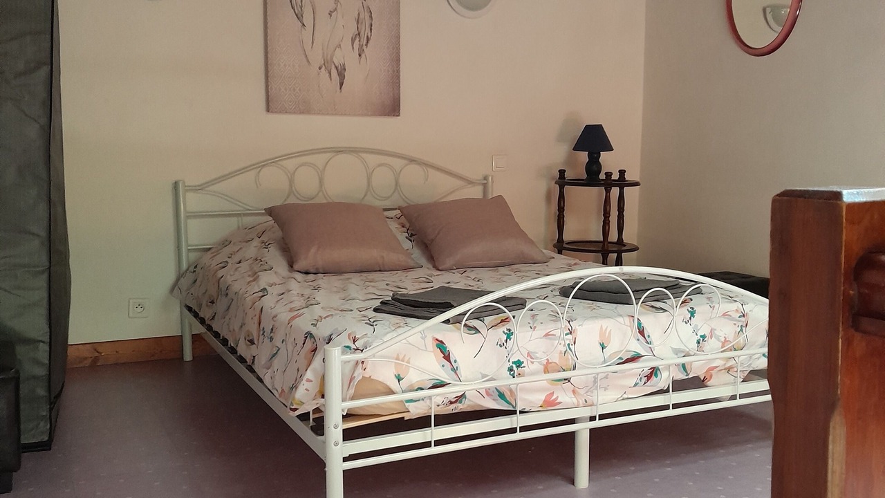 Photo of Bedroom in Aups