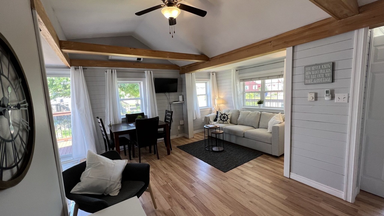 Photo of Livingroom in Pointe-du-Chene