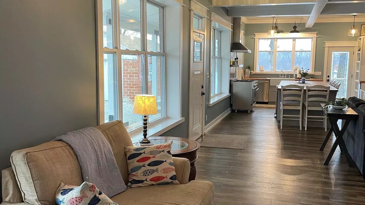 Photo of Livingroom in Monticello
