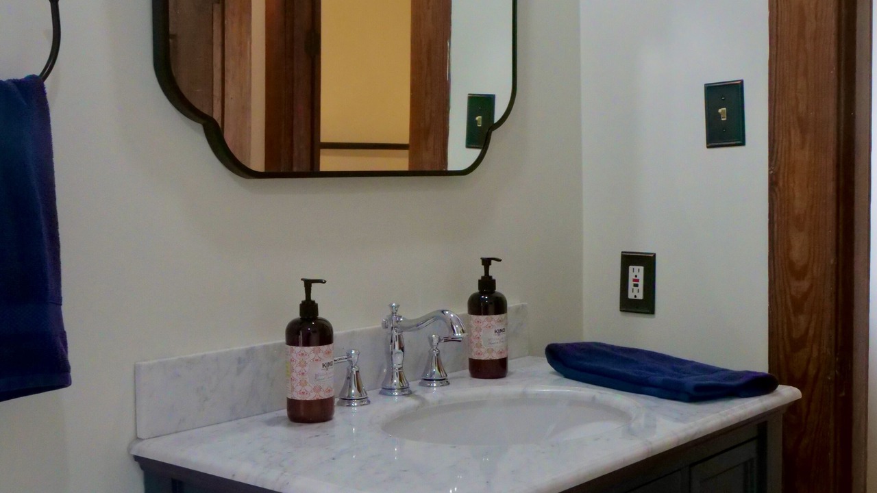 Photo of Bathroom in Ste Genevieve
