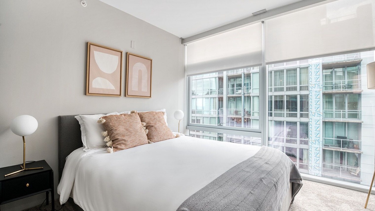 Photo of Bedroom in Streeterville