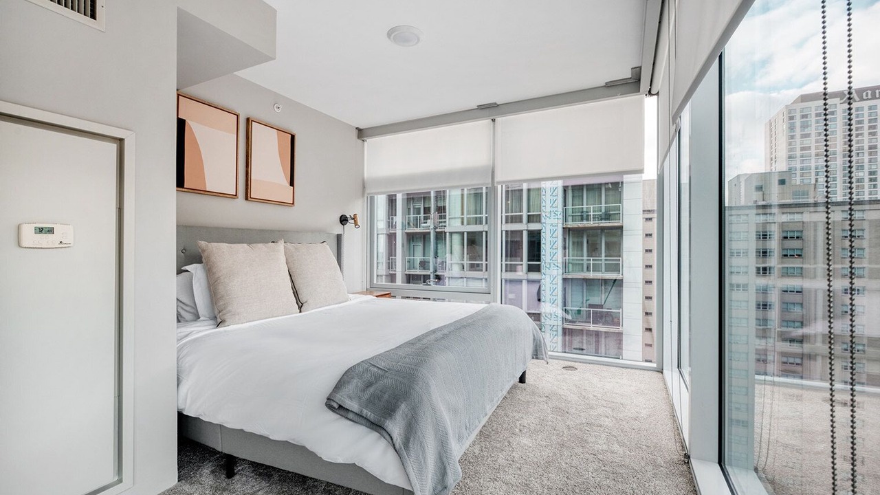 Photo of Bedroom in Streeterville