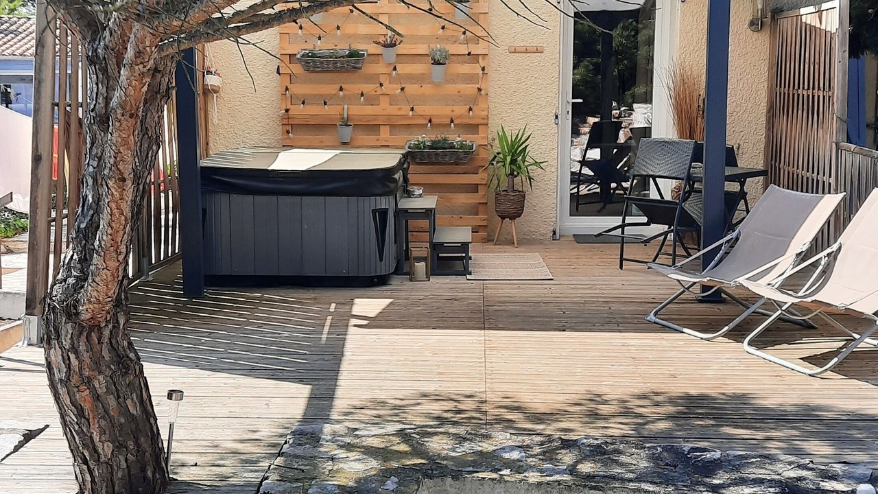 Photo of Patio Balcony in Malves-en-Minervois