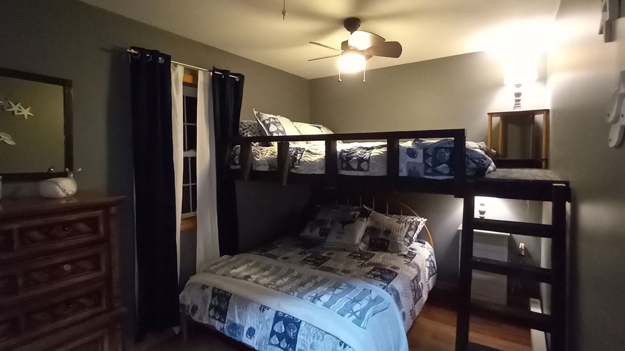 Photo of Bedroom in Sylvan Beach