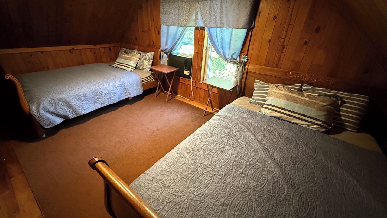 Photo of Bedroom in Montague