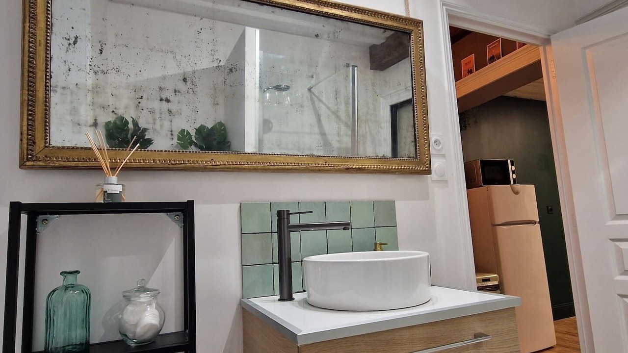 Photo of Bathroom in Dernier Sou