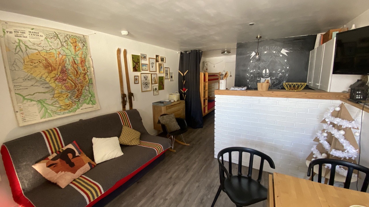 Photo of Others in Laveissiere