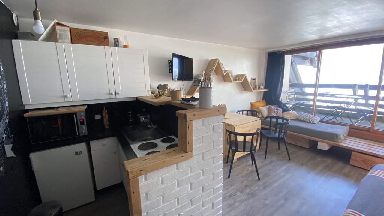 Photo of Others in Laveissiere