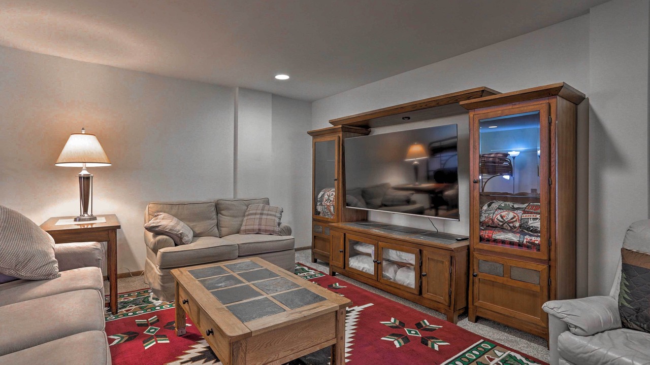 Photo of Livingroom in Vernon