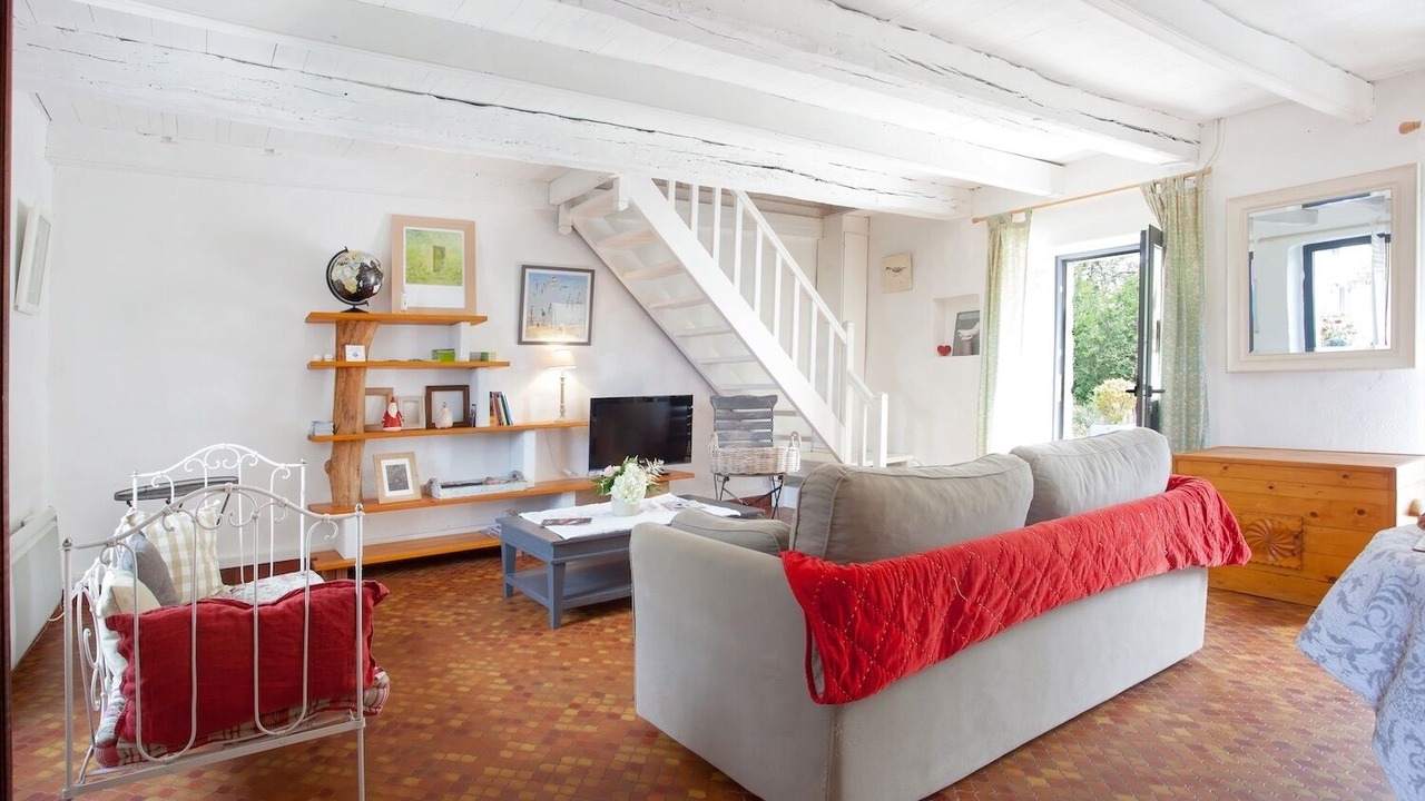 Photo of Livingroom in Saint-Andre-des-Eaux