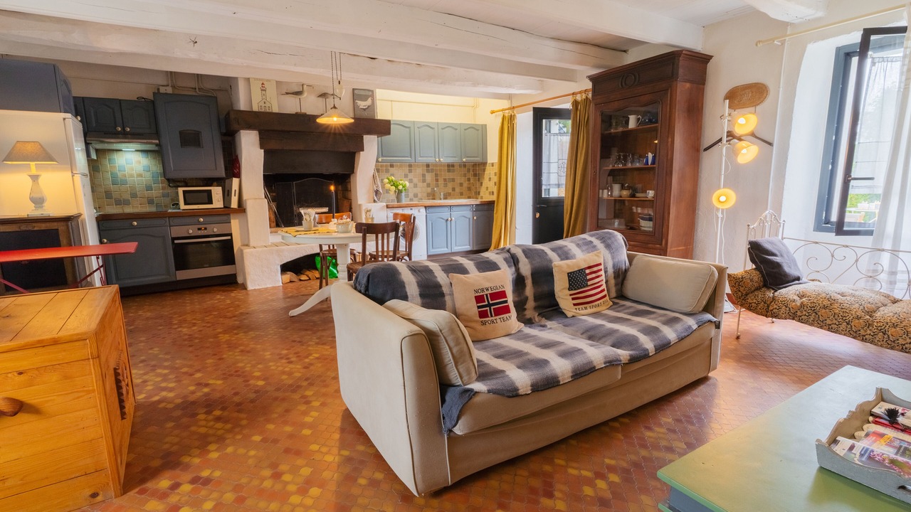 Photo of Livingroom in Saint-Andre-des-Eaux