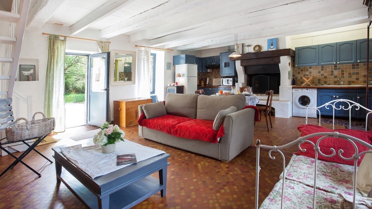 Photo of Livingroom in Saint-Andre-des-Eaux