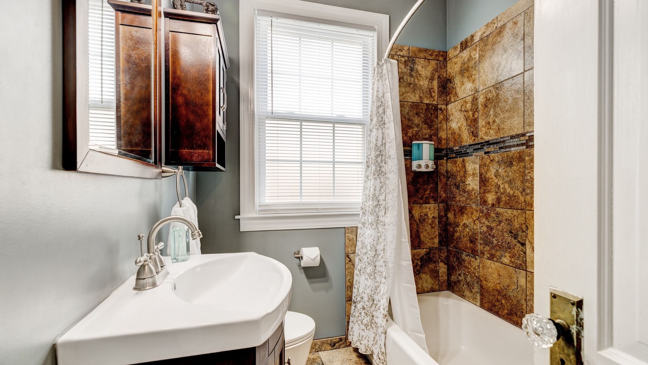 Photo of Bathroom in Owensboro