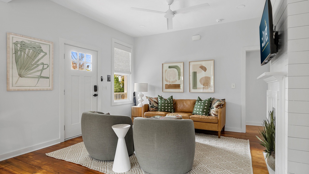 Photo of Livingroom in North Charleston