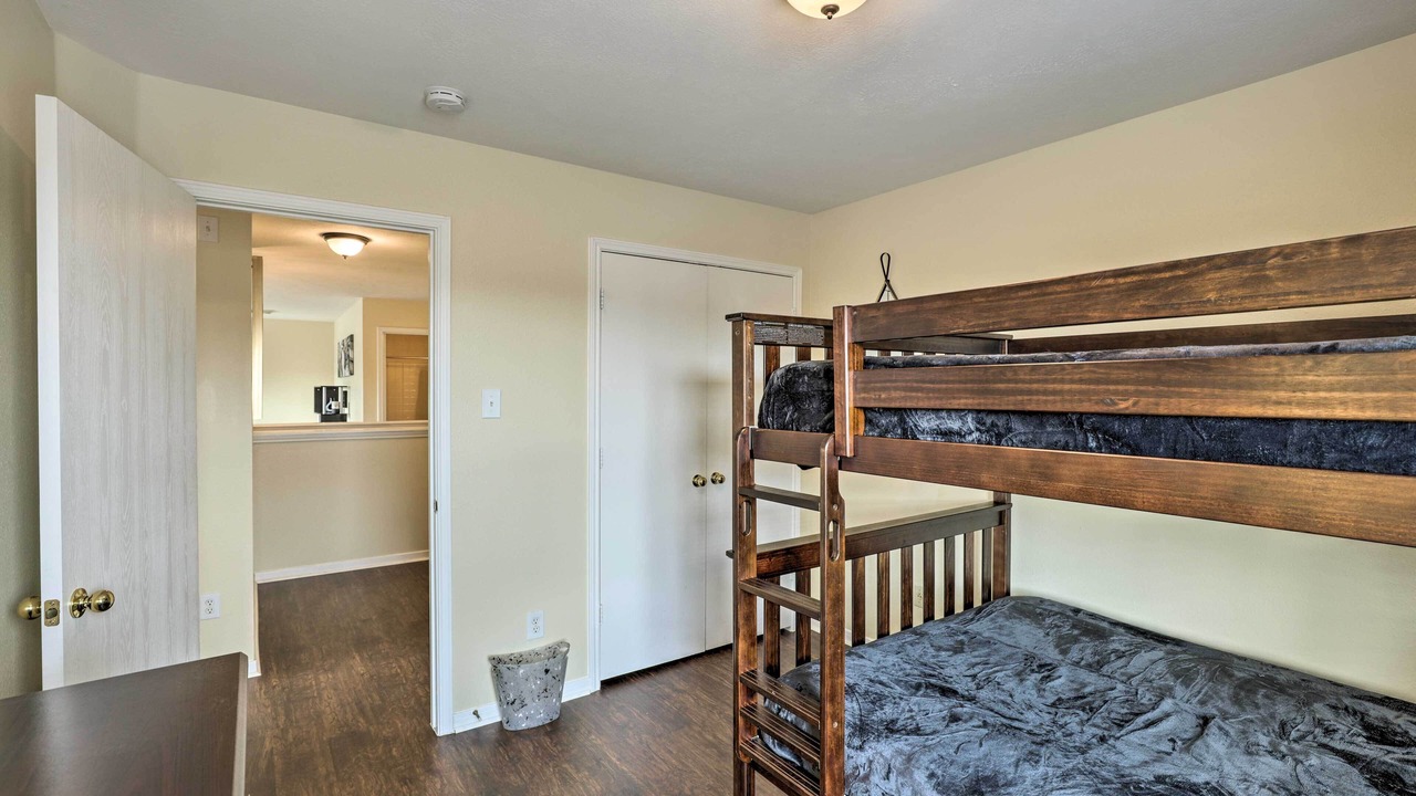 Photo of Bedroom in Clodine