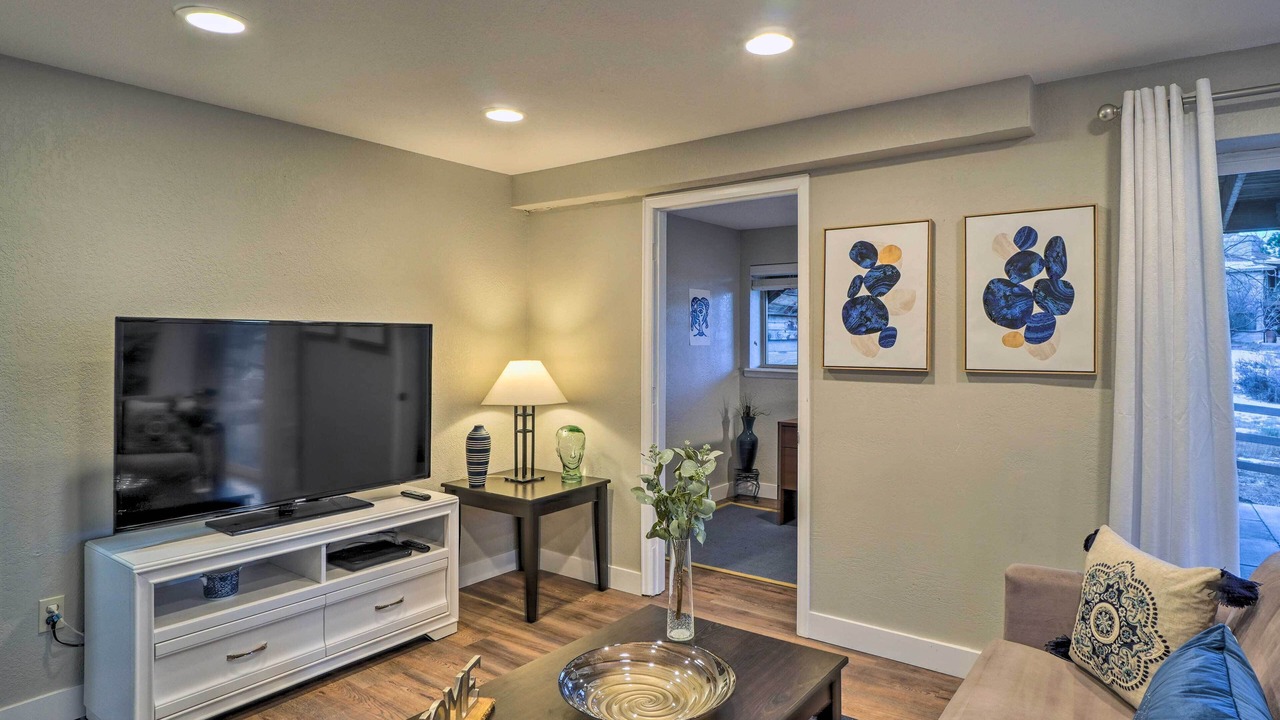 Photo of Livingroom in The Pinery