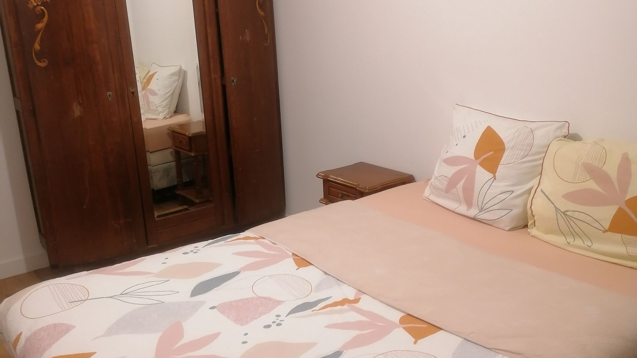 Photo of Bedroom in Ile Beaulieu