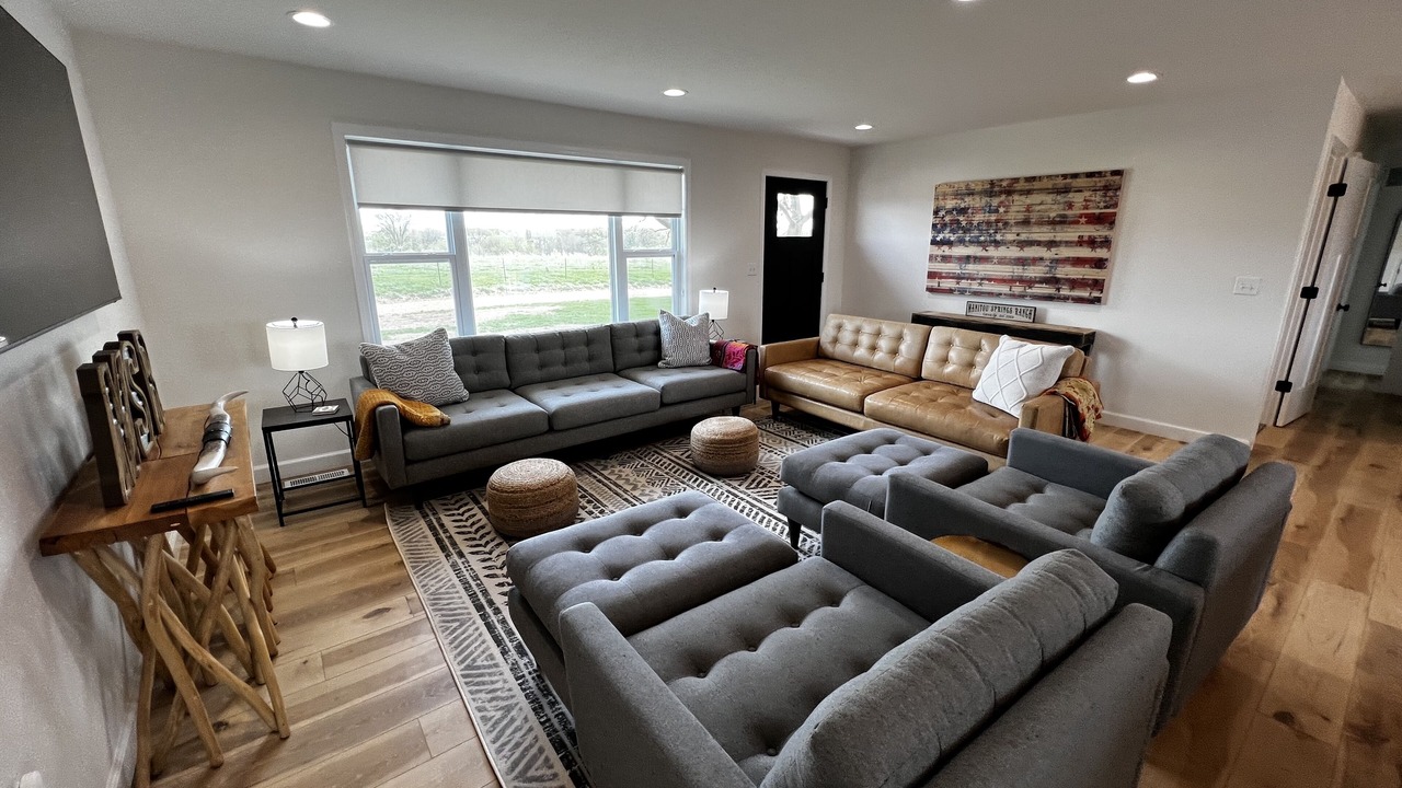 Photo of Livingroom in Latham