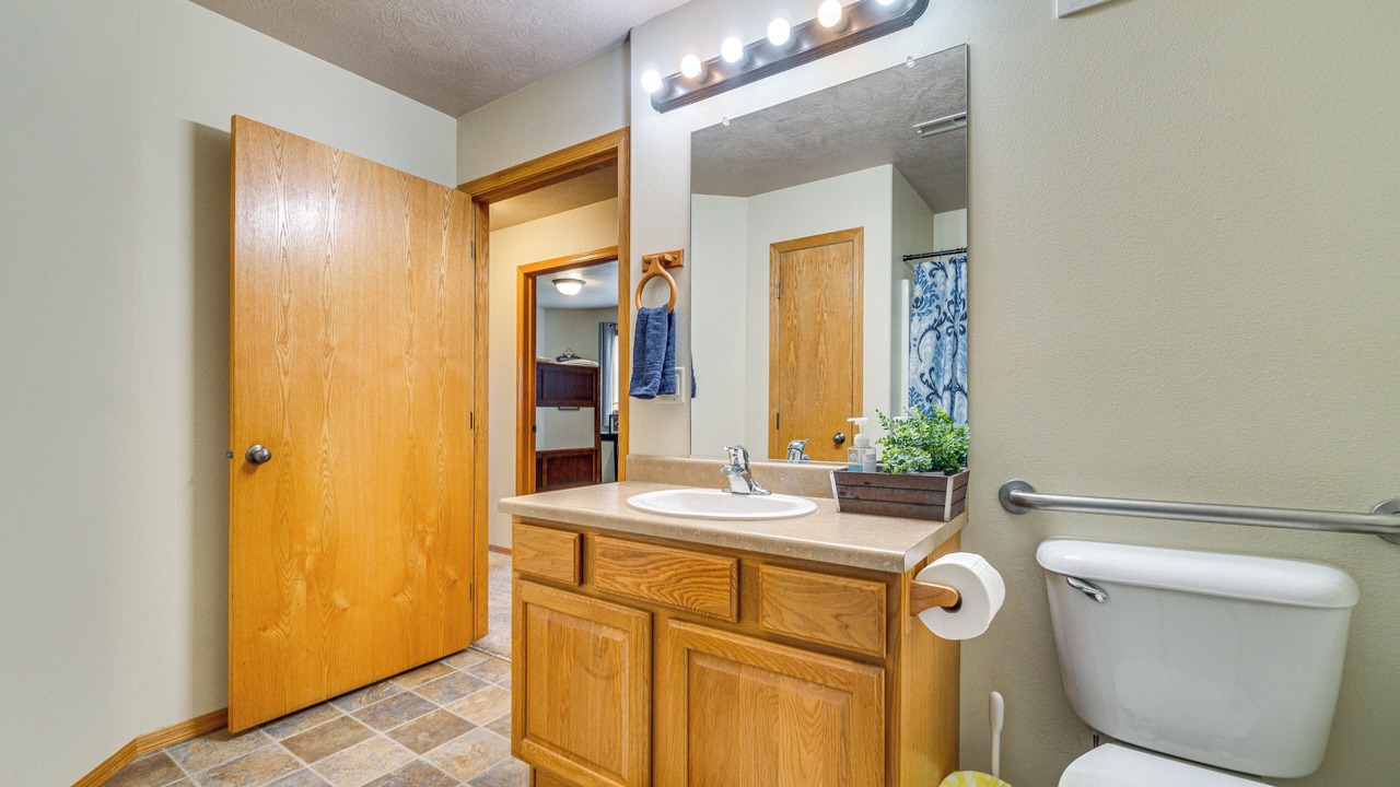 Photo of Bathroom in Buffalo Ridge