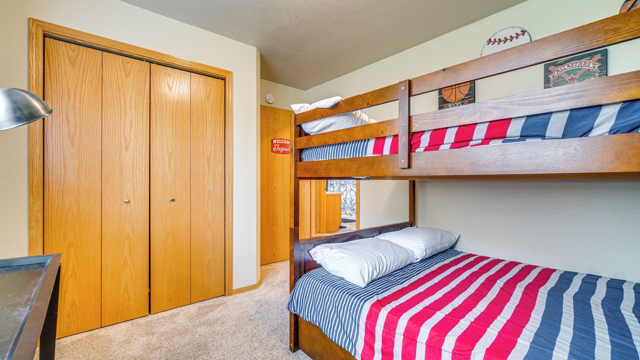 Photo of Bedroom in Buffalo Ridge