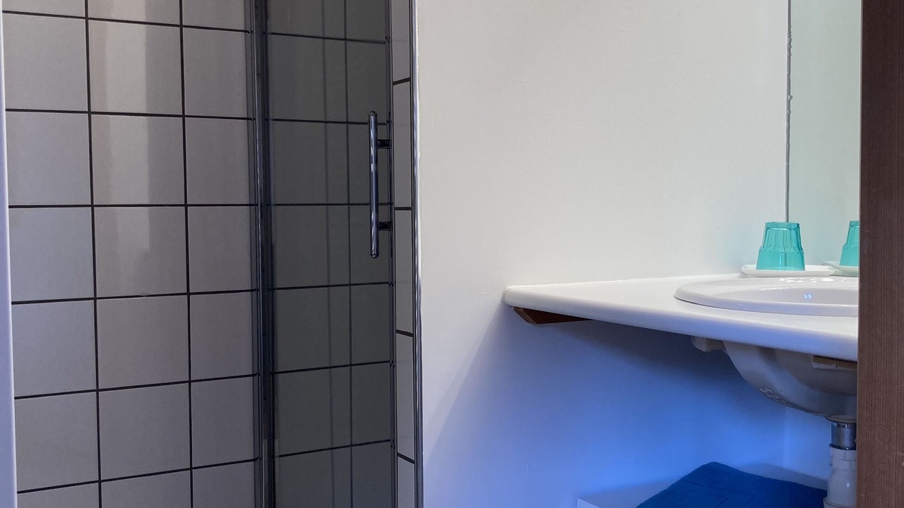 Photo of Bathroom in Aucun