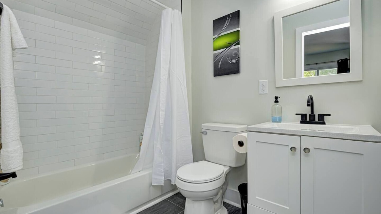 Photo of Bathroom in Fountain Square