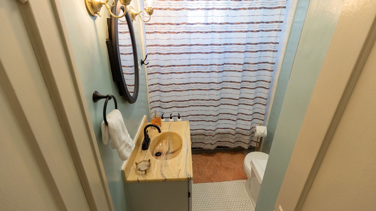 Photo of Bathroom in Midtown