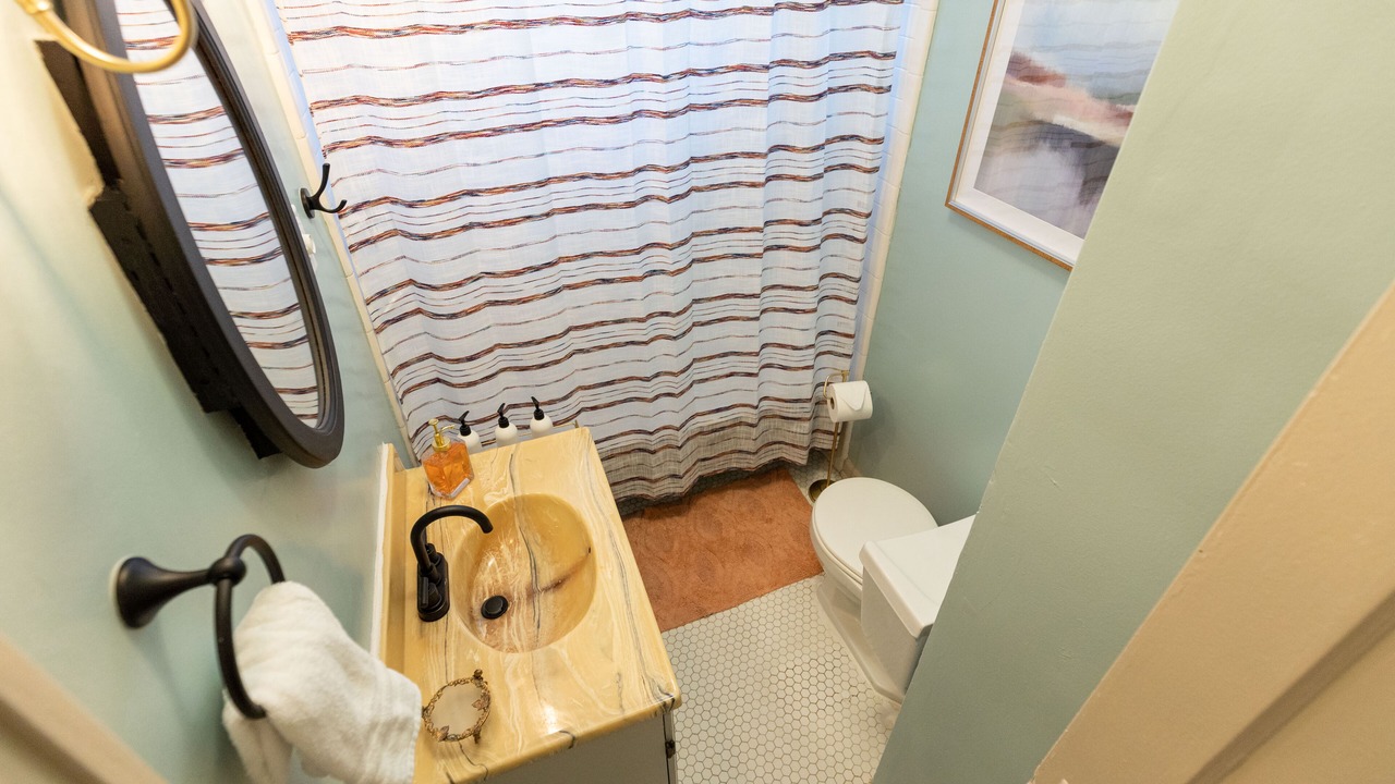 Photo of Bathroom in Midtown
