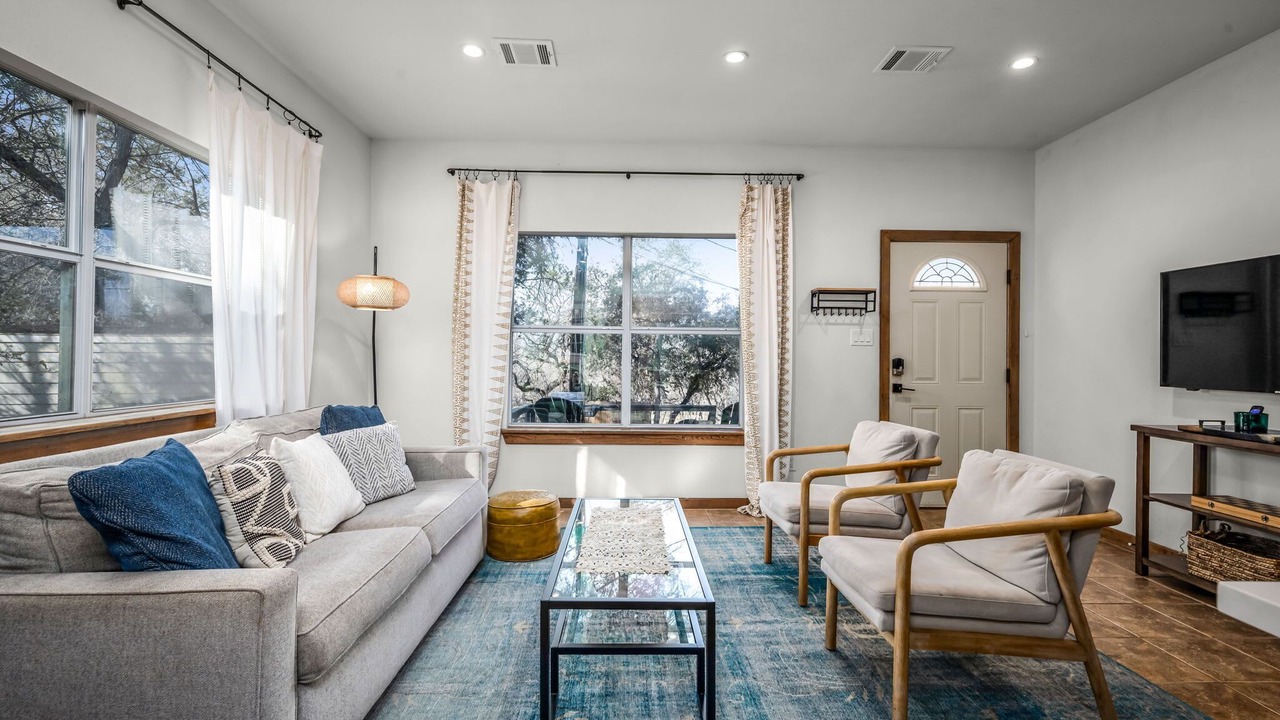 Photo of Livingroom in Kyle