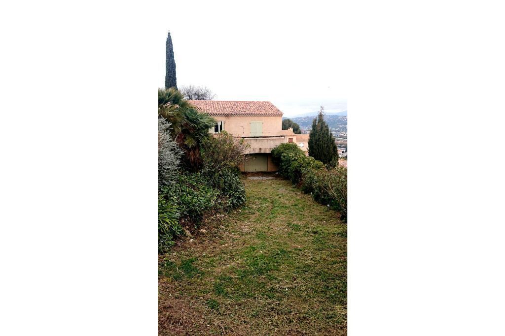 Photo of Outdoor in Saint-Laurent-du-Var