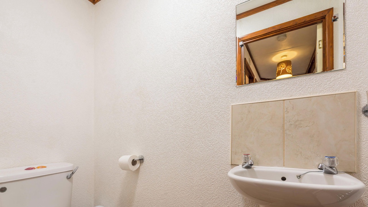 Photo of Bedroom in Otterham