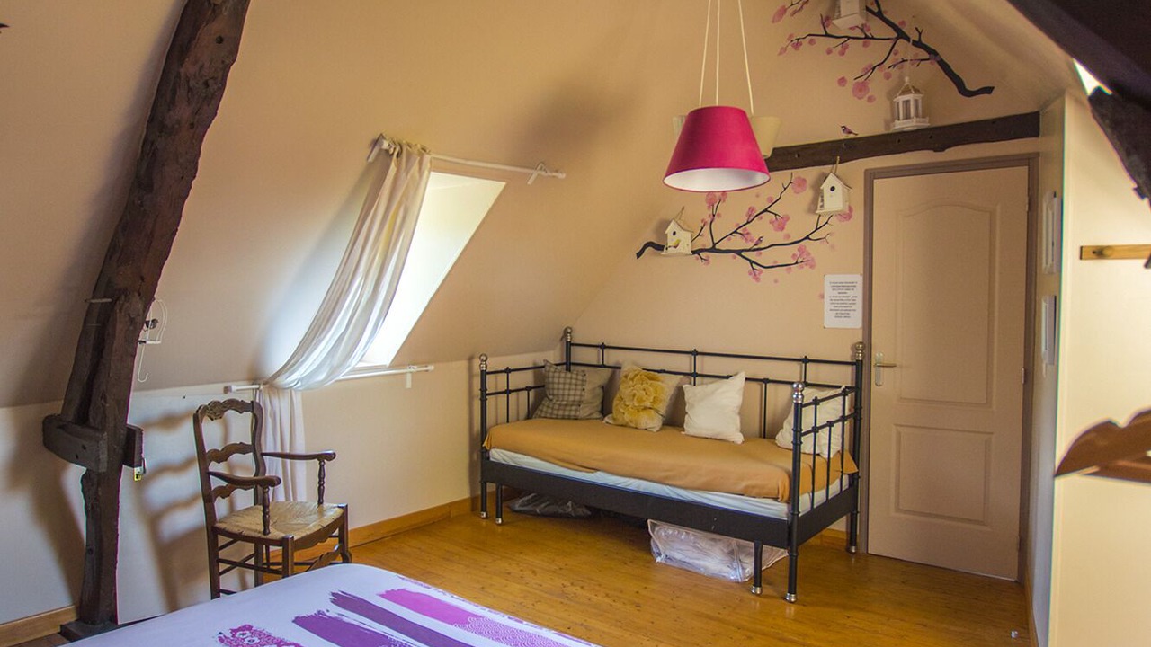 Photo of Bedroom in Manneville-la-Raoult