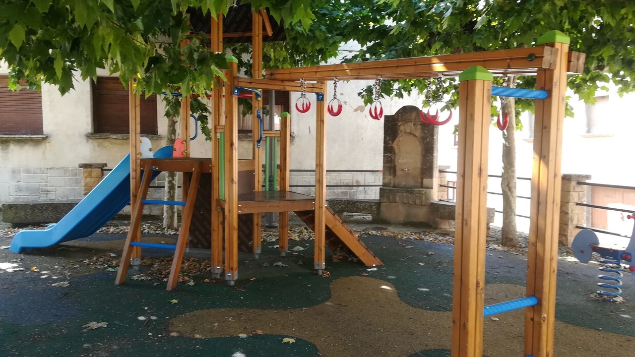 Photo of Others in Armananzas