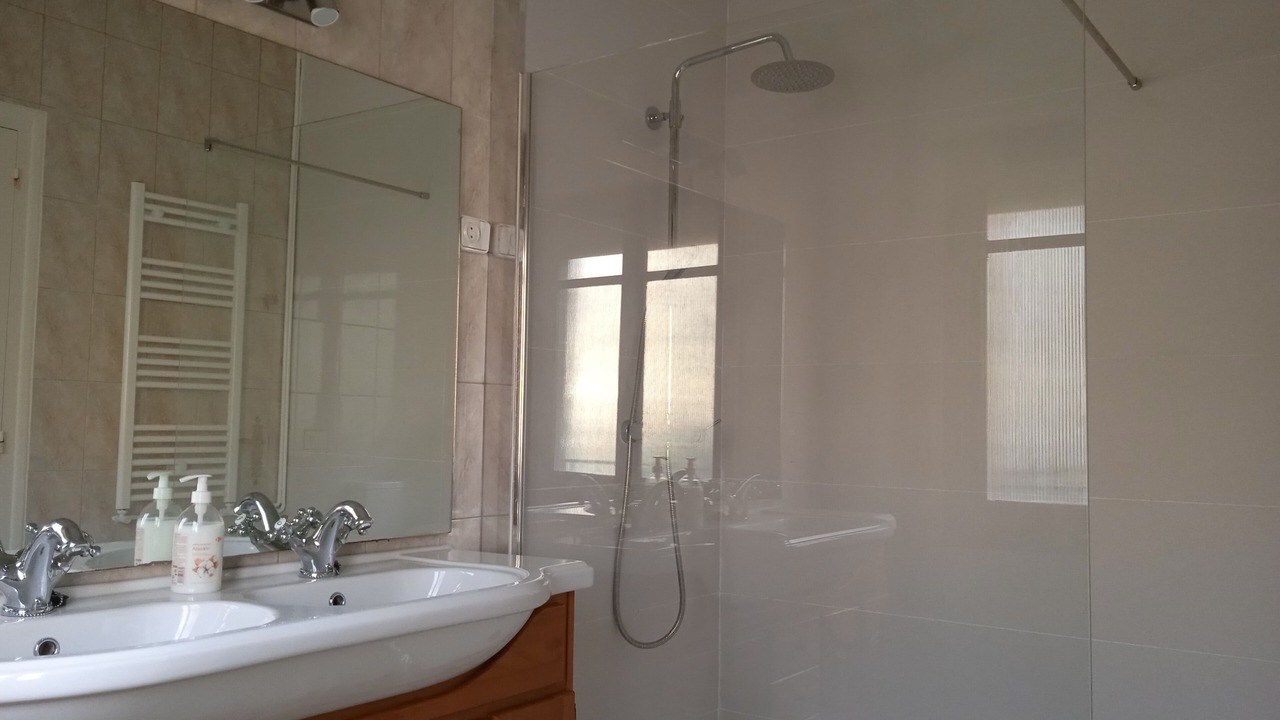 Photo of Bathroom in Armananzas