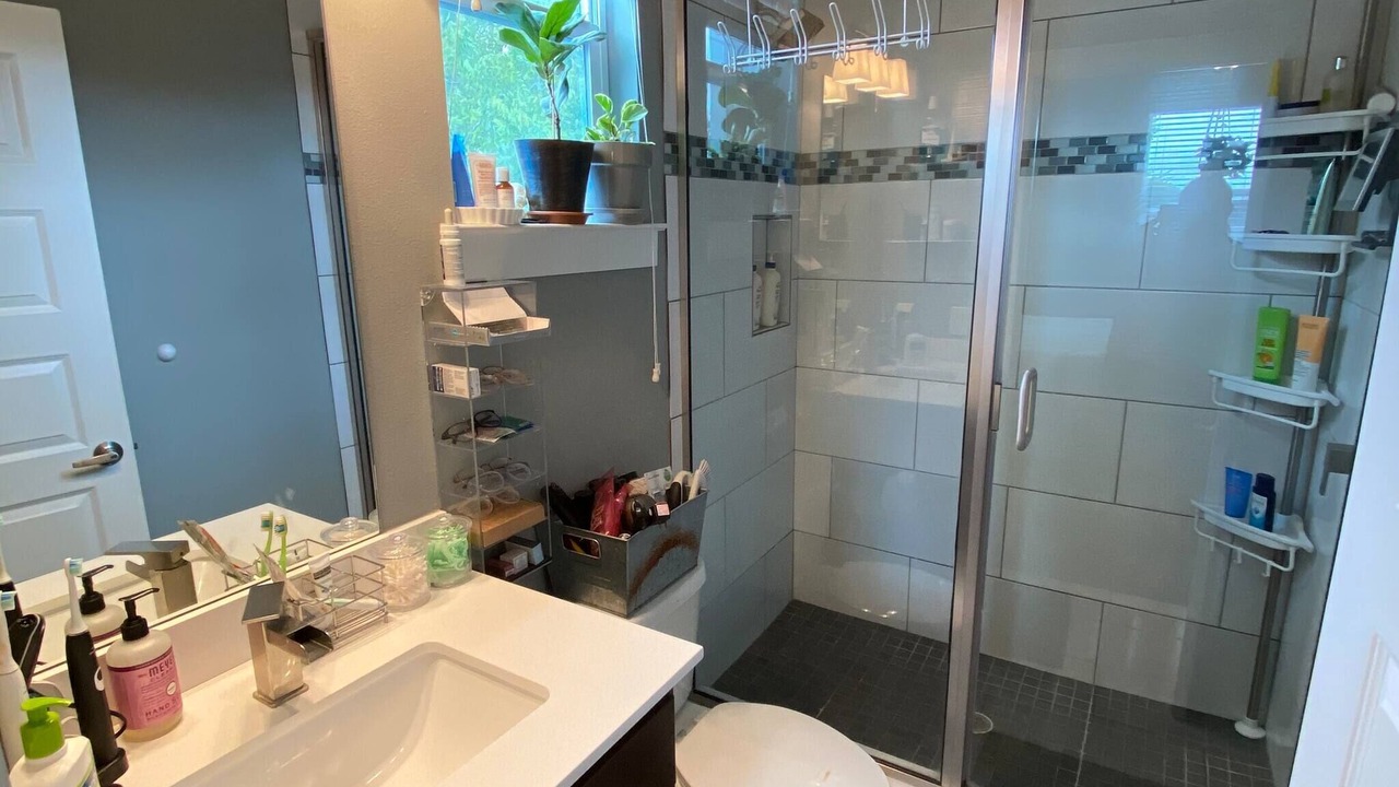 Photo of Bathroom in St. John - Coronado Hills